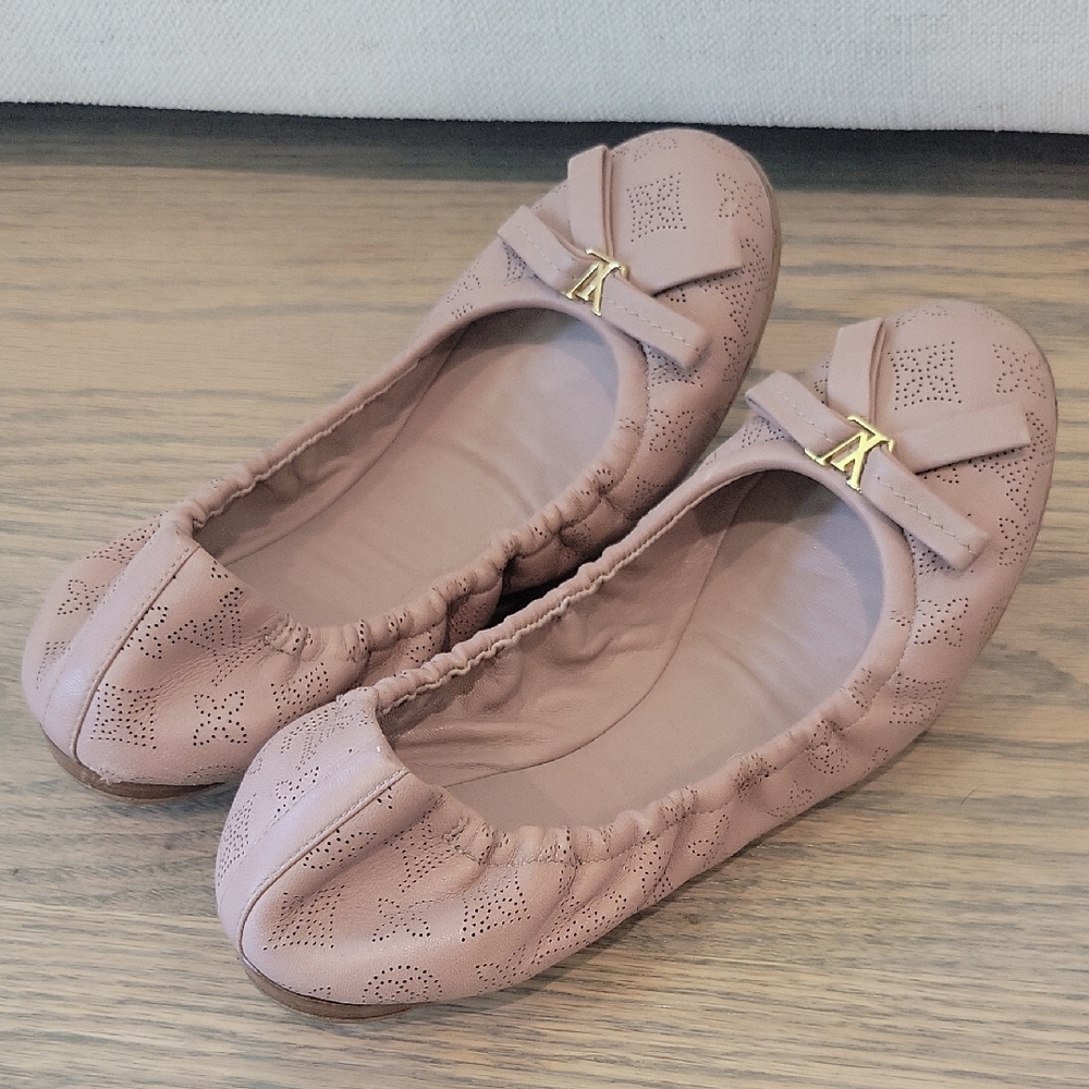 Louis Vuitton Pink Perforated Monogram Bow Ballet Flats